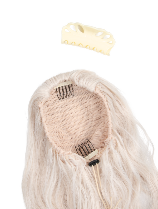 16 Inch Wavy Claw Clip and Drawstring Ponytail with the clip detached