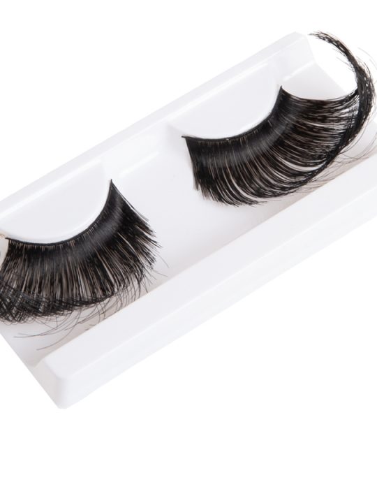 Super Long Dramatic Drag Lashes without packaging